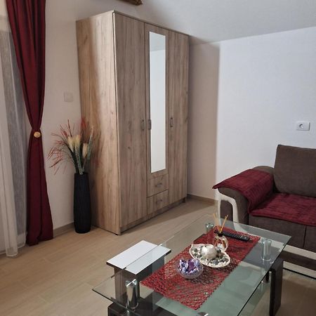 Apartmani Lena Plužine Ngoại thất bức ảnh