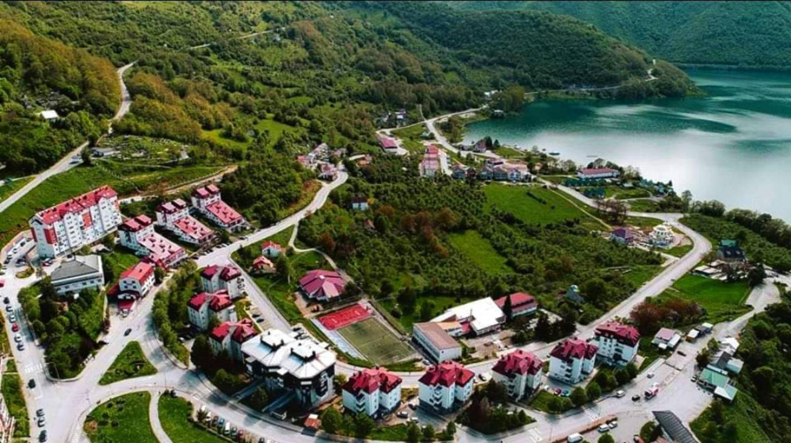 Apartmani Lena Plužine Ngoại thất bức ảnh