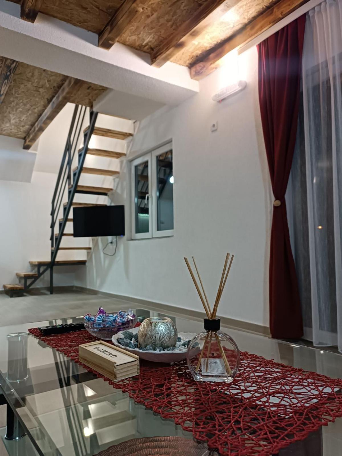 Apartmani Lena Plužine Ngoại thất bức ảnh