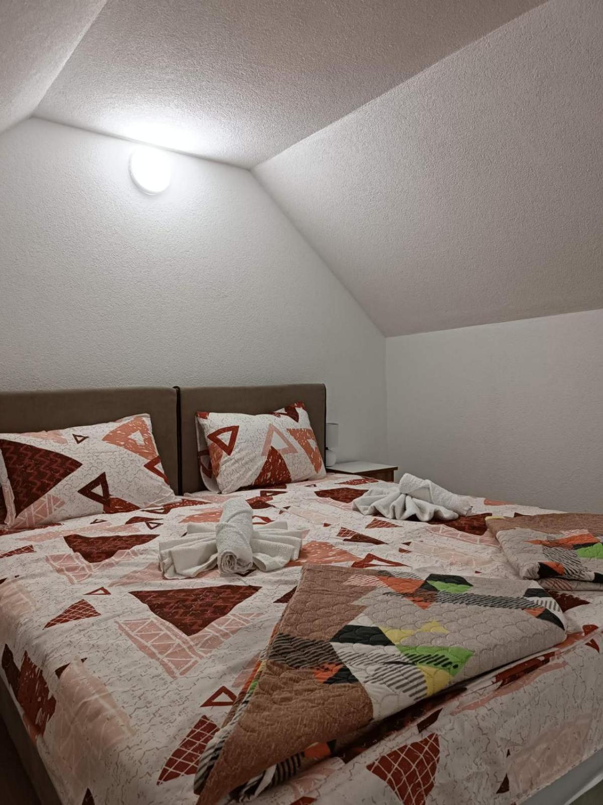 Apartmani Lena Plužine Phòng bức ảnh